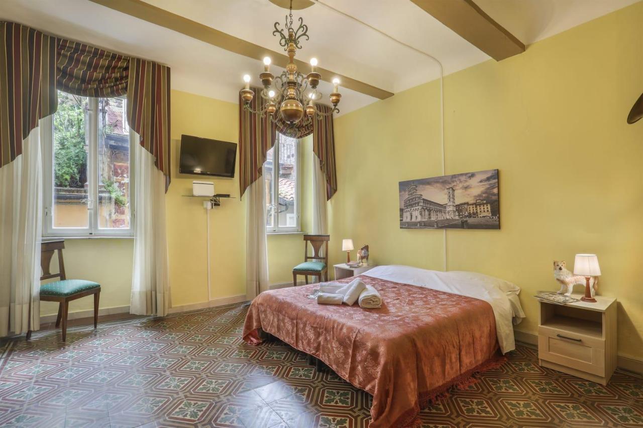 Rooms Corte Delle Uova Centro Storico Piazza San Michele Lucca Exteriör bild