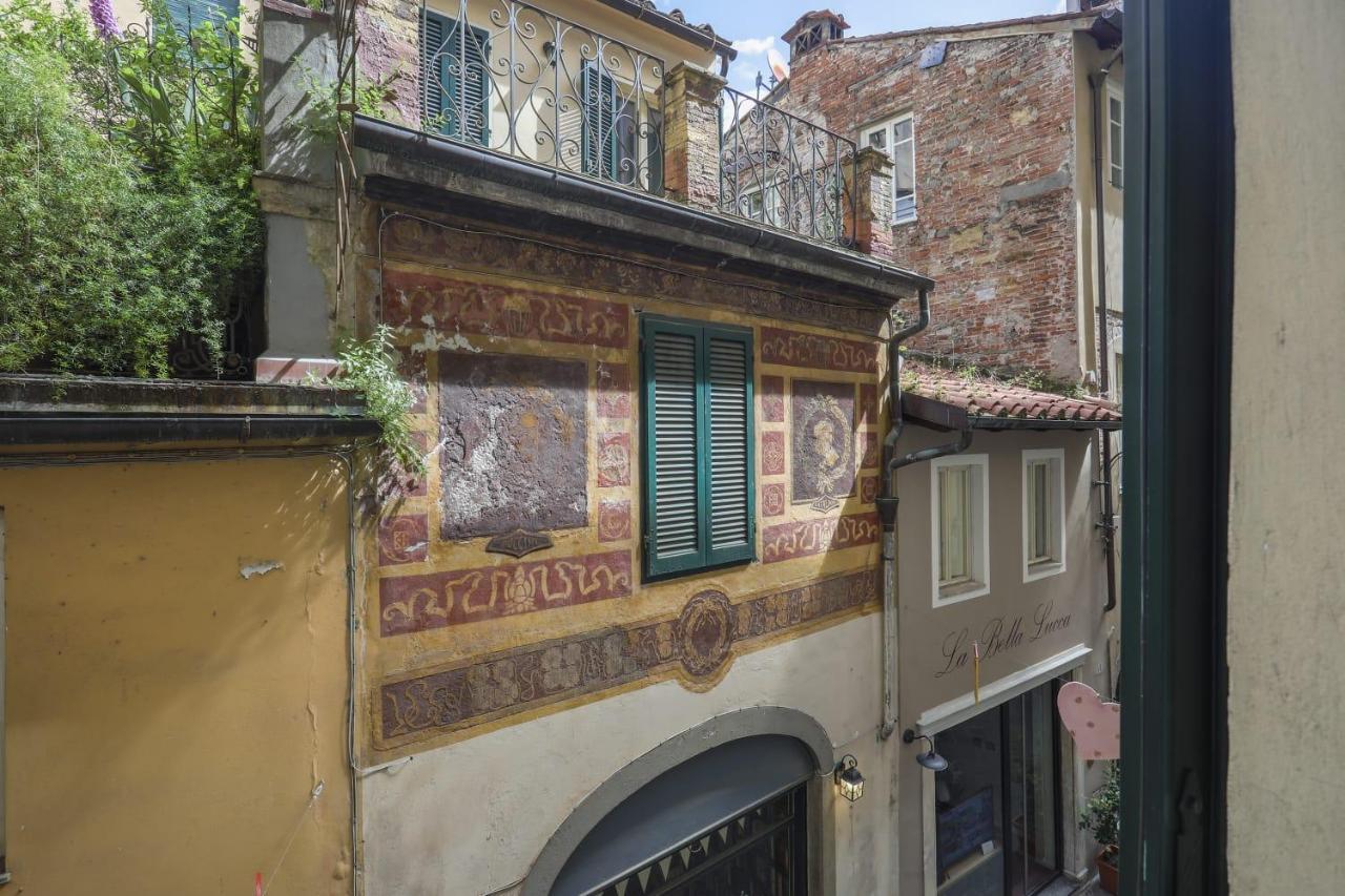Rooms Corte Delle Uova Centro Storico Piazza San Michele Lucca Exteriör bild