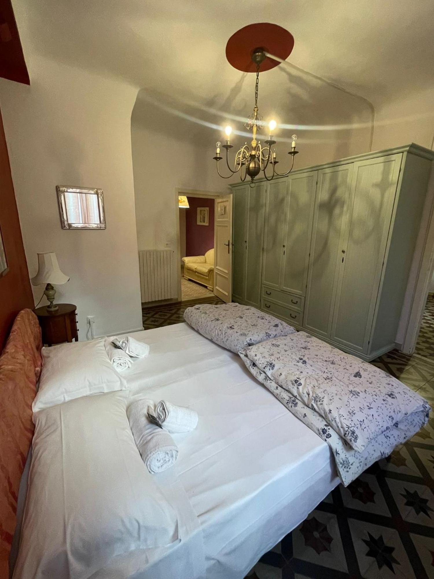 Rooms Corte Delle Uova Centro Storico Piazza San Michele Lucca Exteriör bild